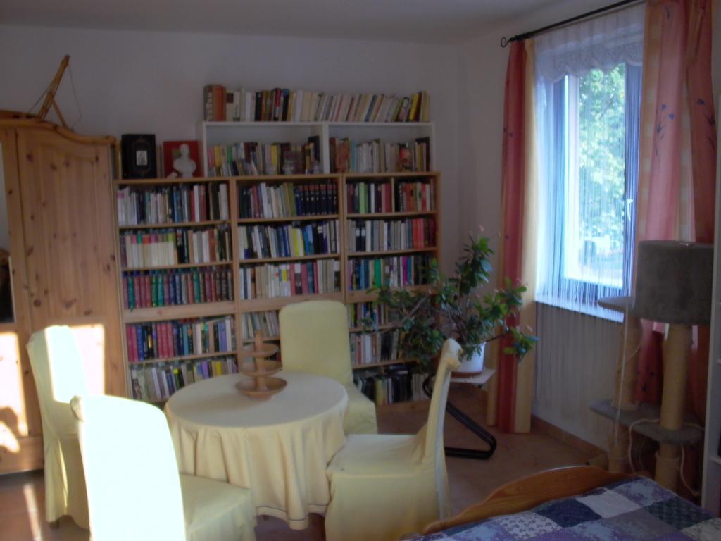 Gaestezimmer Ferienwohnung Villa Alexa, Mit Wallbox Woltersdorf  部屋 写真